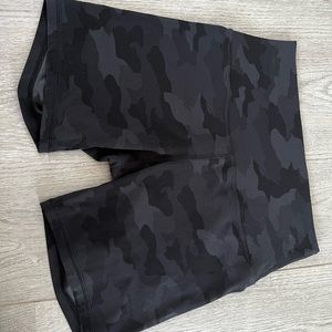 LULULEMON shorts - 6 inches - align